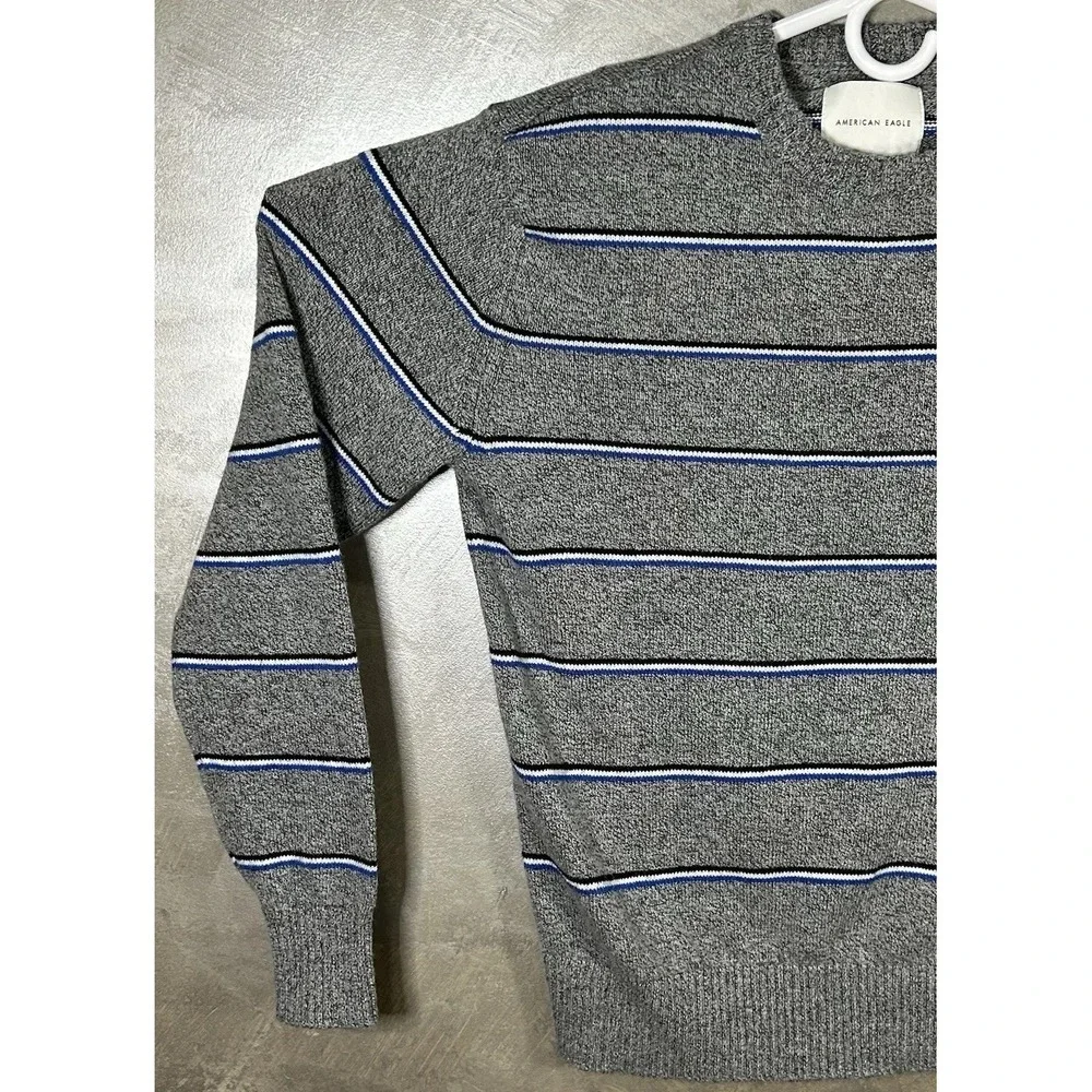 American Eagle Outfitters Sweater Men's Pullover Crew Neck‎ Gray Blue Stripes